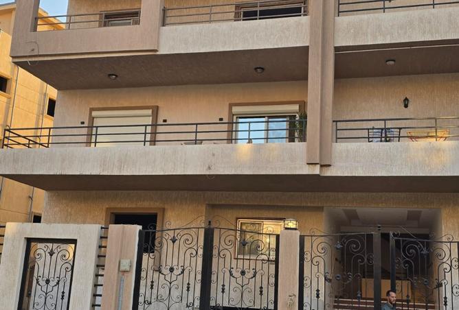 7863883 - صورة العقار 2