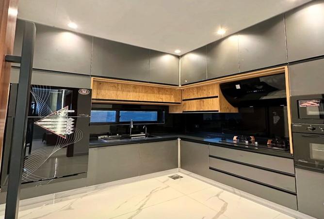 7866600 - Property Image 3