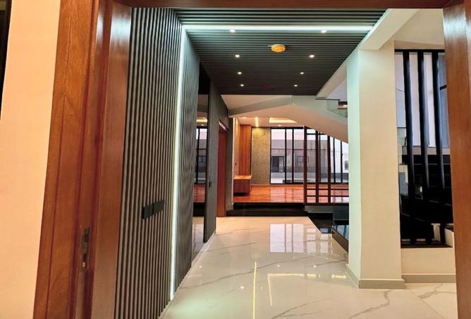 7866600 - Property Image 2