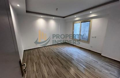 شقة - 2 - 2 للبيع في شارع شهاب - المهندسين - الجيزة شقة - 2 - 2 للبيع في شارع شهاب - المهندسين - الجيزة