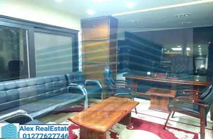 Office Space - 5 Bedrooms - 2 Bathrooms for rent in Smouha Square - Smouha - Hay Sharq - Alexandria