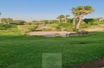 Apartment - 4 Bedrooms - 3 Bathrooms for sale in Zayed 2000 - 4th District - Sheikh Zayed City - Giza