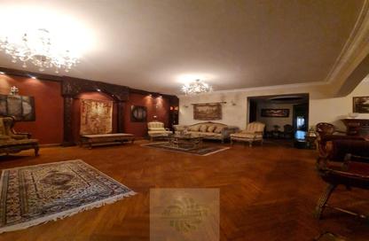 Apartment - 4 Bedrooms - 3 Bathrooms for sale in Zayed 2000 - 4th District - Sheikh Zayed City - Giza