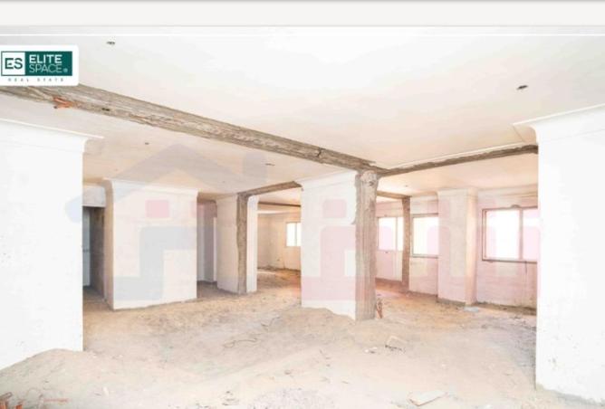 70630600 - Property Image 2