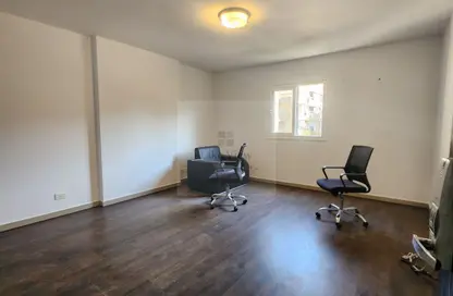 مساحات مكتبية - 3 غرف نوم - 2 حمامات للايجار في شارع النزهه - الماظة - مصر الجديدة - القاهرة
