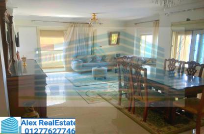 Apartment - 3 Bedrooms - 1 Bathroom for rent in Al Geish Road - Cleopatra - Hay Sharq - Alexandria