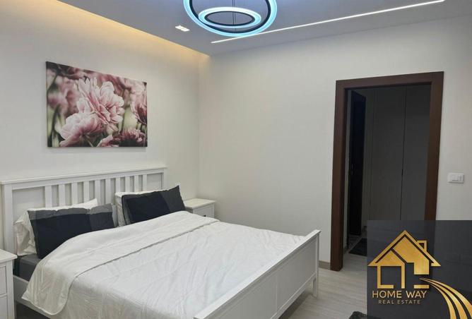 8632413 - Property Image 2