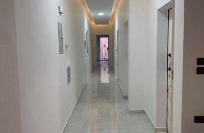 Apartment - 3 Bedrooms - 2 Bathrooms for sale in 10th District - Sheikh Zayed City - Giza Apartment - 3 Bedrooms - 2 Bathrooms for sale in 10th District - Sheikh Zayed City - Giza