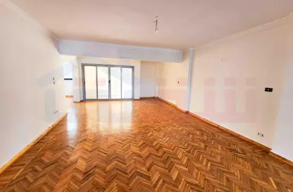 شقة - 4 غرف نوم - 2 حمامات للبيع في سان ستيفانو جراند بلازا - سان ستيفانو - حي شرق - الاسكندرية