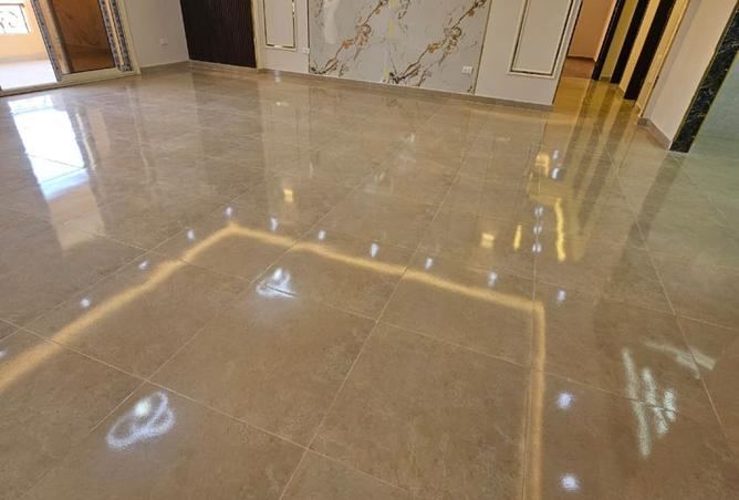76242569 - Property Image 2