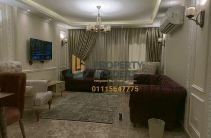 شقة - 2 - 2 للايجار في شارع ميدان الصحابه - الدقي - الجيزة شقة - 2 - 2 للايجار في شارع ميدان الصحابه - الدقي - الجيزة
