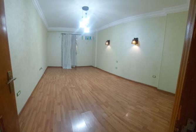 7921419 - Property Image 2