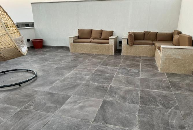 8266651 - Property Image 2