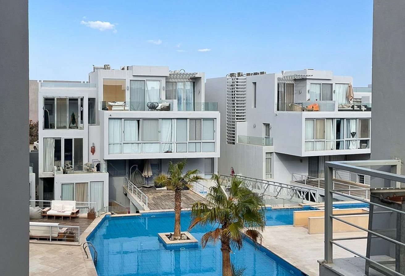 Penthouse In Sholan Prime Located Move In Ready