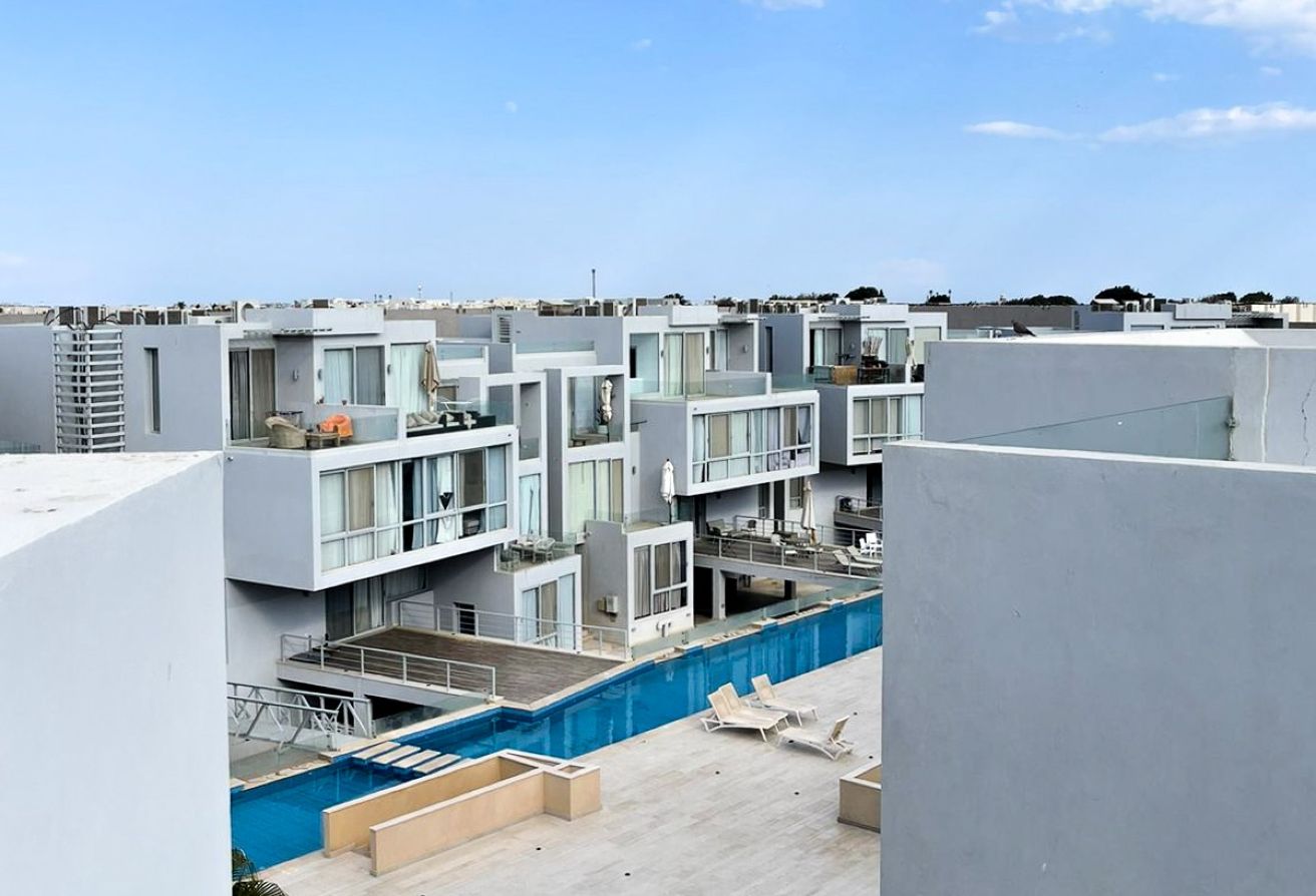 Penthouse In Sholan Prime Located Move In Ready thumbnail
