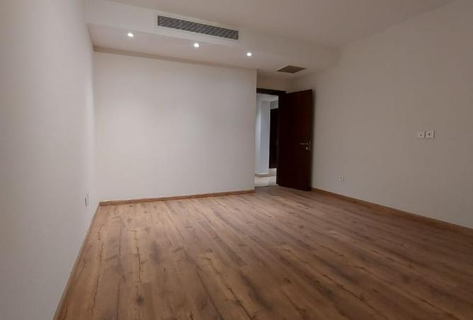 8360887 - Property Image 3