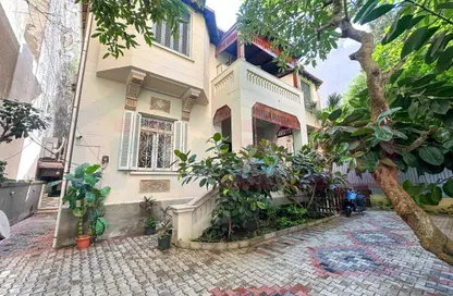 Villa - 7 Bedrooms - 3 Bathrooms for sale in Bolkly - Hay Sharq - Alexandria