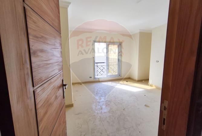 7943887 - Property Main Image