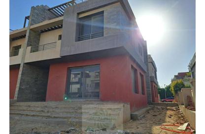 Townhouse - 4 Bedrooms - 4 Bathrooms for sale in Al Reem Residence - 26th of July Corridor - 6 October City - Giza