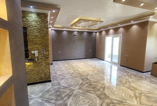 7952373 - صورة العقار 2