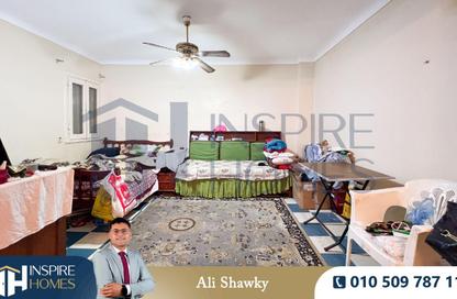 Apartment - 2 Bedrooms - 1 Bathroom for sale in Bolkly - Hay Sharq - Alexandria