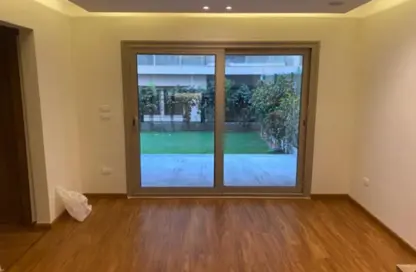 شقة - 2 غرف نوم - 2 حمامات للبيع في جاليريا  مون فالى - المستثمرين الجنوبية - مدينة القاهرة الجديدة - القاهرة