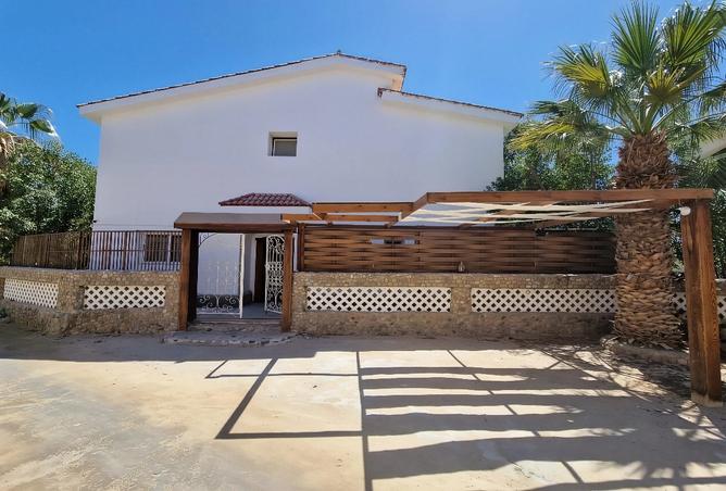 55254211 - Property Image 2