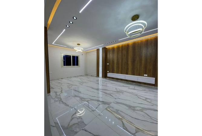 7985810 - الصورة الرئيسية للعقار