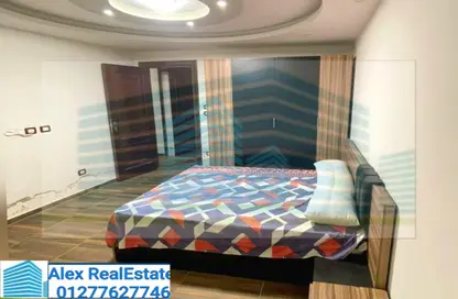 Apartment - 3 Bedrooms - 3 Bathrooms for rent in Champollion St. - Azarita - Hay Wasat - Alexandria