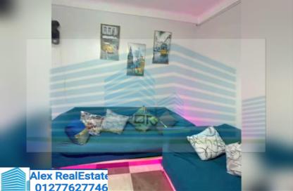 Apartment - 2 Bedrooms - 1 Bathroom for rent in Al Mosheer Ahmed Ismail St. - Sidi Gaber - Hay Sharq - Alexandria