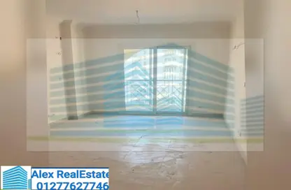 شقة - 3 غرف نوم - 2 حمامات للايجار في في صوارى - ووترفرونت - صوارى - كمبوندات الاسكندرية - الاسكندرية