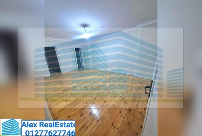 7989405 - Property Main Image