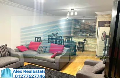 Apartment - 2 Bedrooms - 1 Bathroom for rent in Omar Lotfy St. - Sporting - Hay Sharq - Alexandria