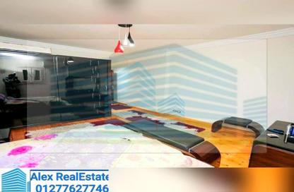 Apartment - 3 Bedrooms - 3 Bathrooms for rent in Gleim Square - Glim - Hay Sharq - Alexandria