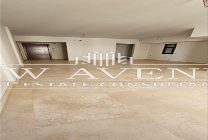 8353868 - Property Image 2