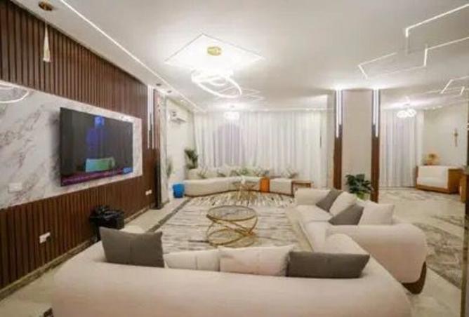 7996221 - Property Image 2