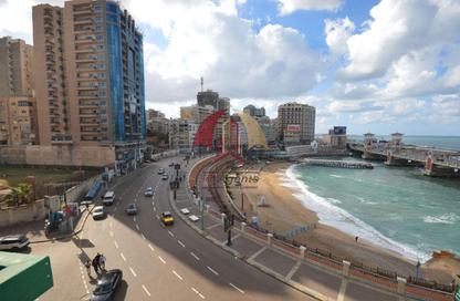 شقة - 3 غرف نوم - 1 حمام للايجار في ستانلي - حي شرق - الاسكندرية