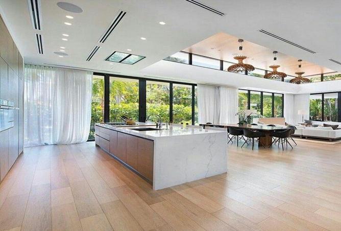 8013297 - Property Image 2