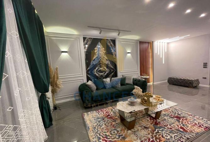 7997610 - Property Main Image