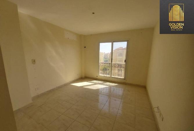 8224201 - Property Image 2