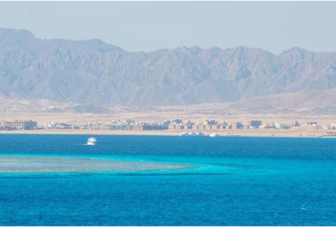 8019559 - Property Image 2