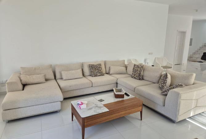 8007238 - Property Image 3