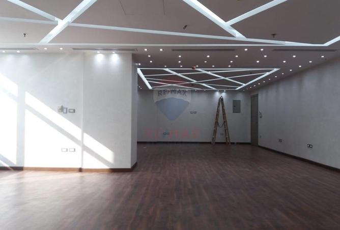 8008658 - Property Image 2