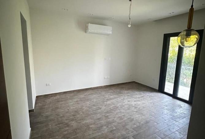 8312141 - Property Image 2