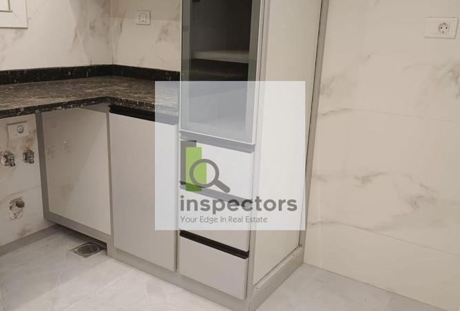 8013764 - Property Image 2