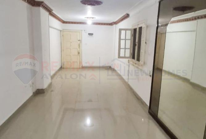 8015372 - Property Image 2