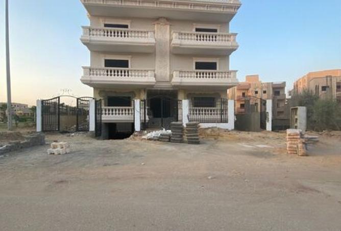 8015579 - Property Image 3