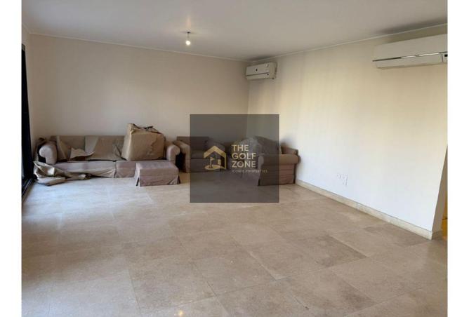 8016688 - Property Image 2