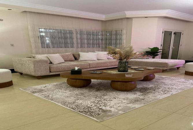 8017349 - Property Image 2