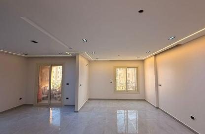 Apartment - 3 Bedrooms - 2 Bathrooms for rent in Rock Vera - 5th Settlement Compounds - The 5th Settlement - New Cairo City - Cairo